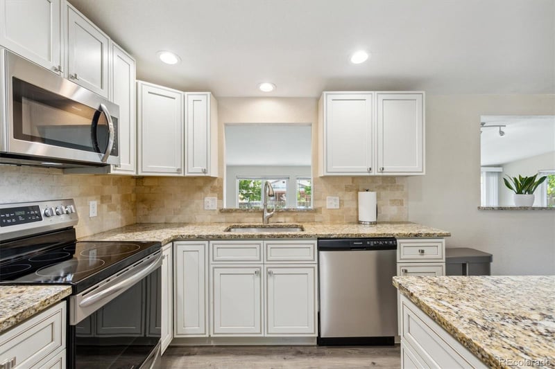 7880 Valley View Dr, Denver, CO 80221