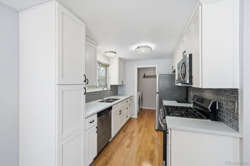 9302 Pierce St, Broomfield, CO 80021
