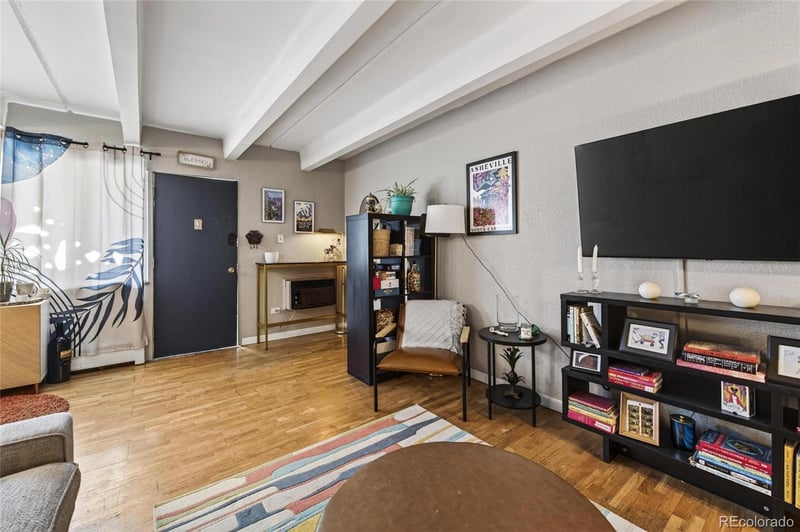 655 N Pearl St #102, Denver, CO 80203