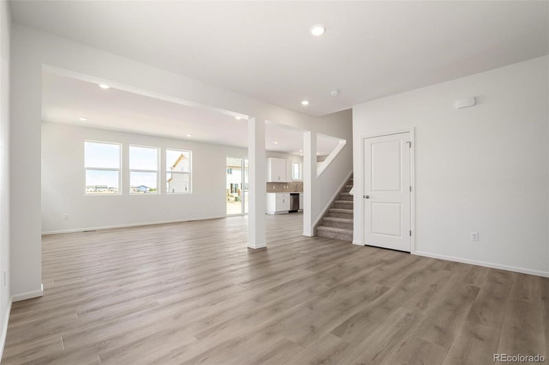 47399 Magnolia Ave, Bennett, CO 80102