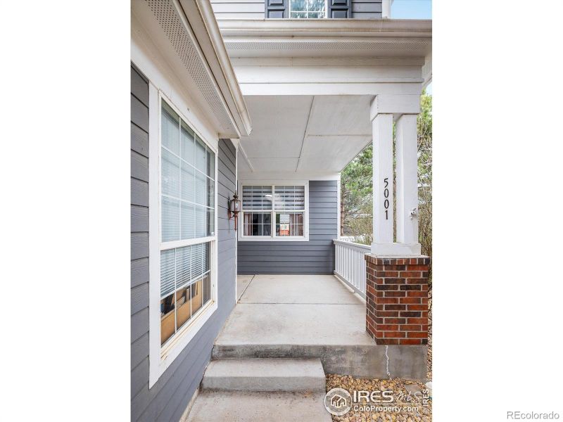 5001 Bella Vista Dr, Longmont, CO 80503