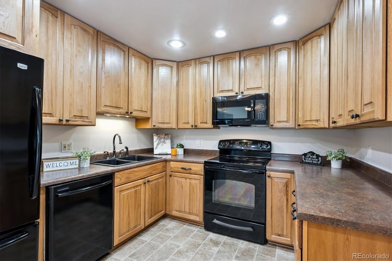 13606 E Bates Ave #410, Aurora, CO 80014