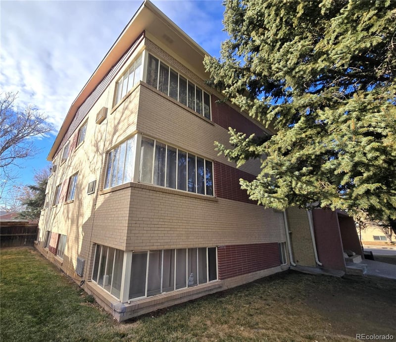 1997 Fulton St, Aurora, CO 80010