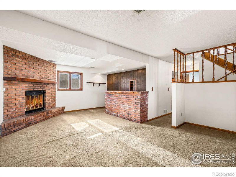 827 Locust St, Windsor, CO 80550