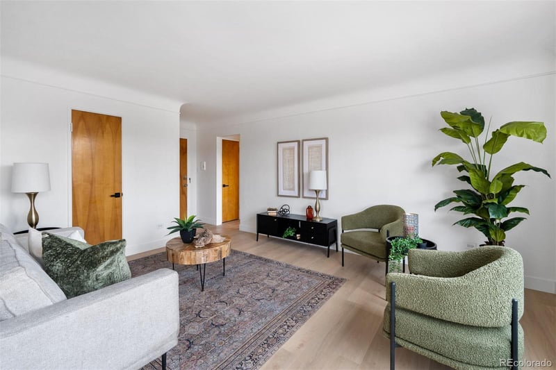1175 N Emerson St #212, Denver, CO 80218
