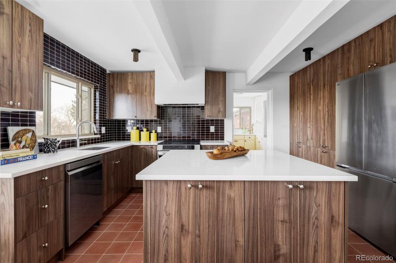2042 Salisbury Ct, Lafayette, CO 80026