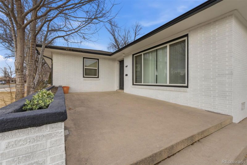 130 S 14th Ave Dr, Brighton, CO 80601