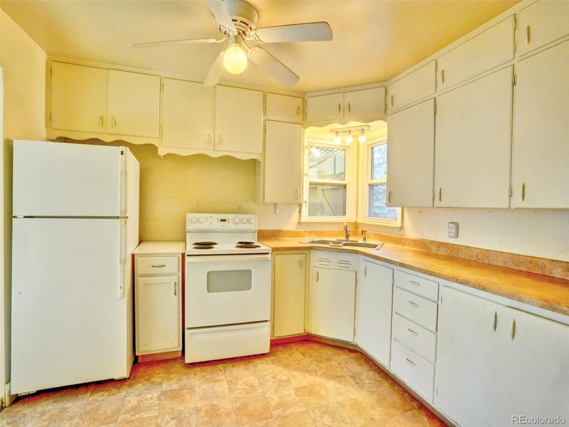 140 E 5th Ave, Longmont, CO 80504
