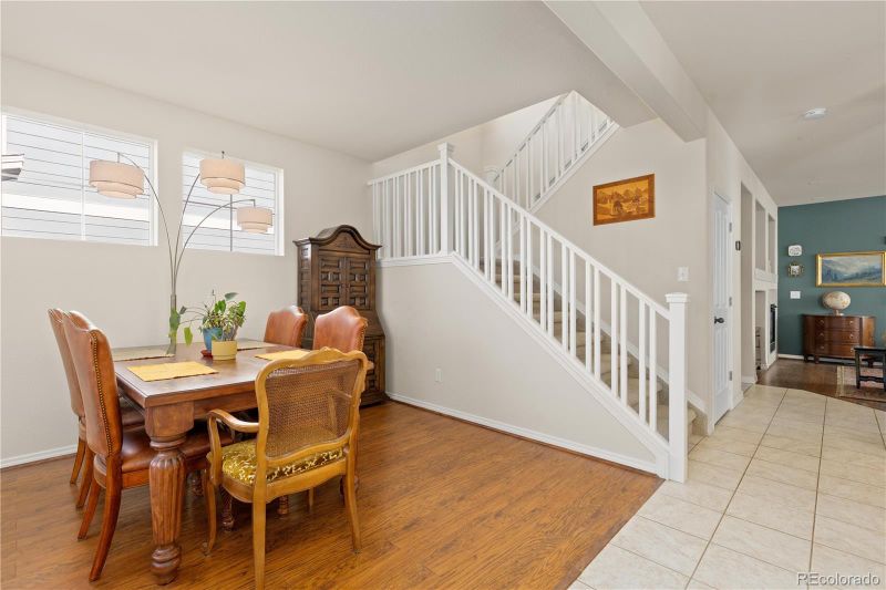 518 Peregrine Cir, Longmont, CO 80504