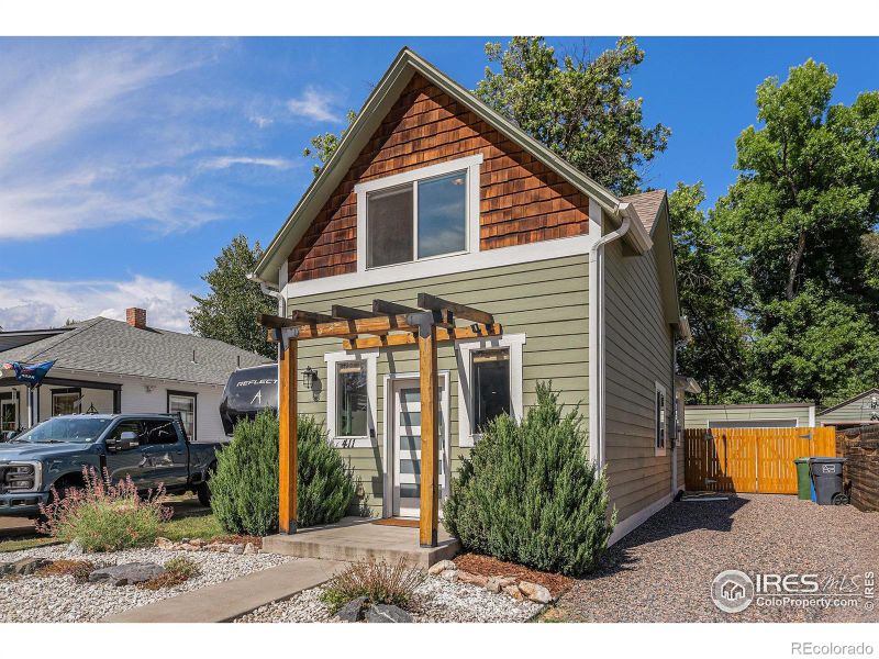 411 E 10th St, Loveland, CO 80537