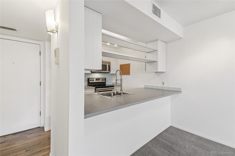 2727 Folsom St #303, Boulder, CO 80304