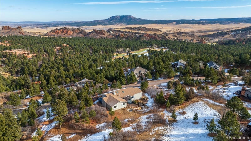 6943 Fox Cir, Larkspur, CO 80118