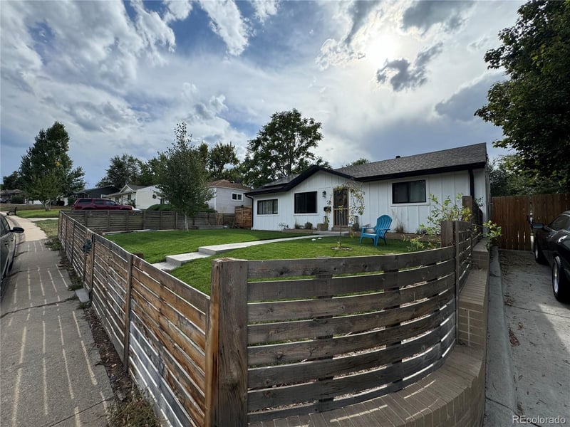 1811 S Newton St, Denver, CO 80219