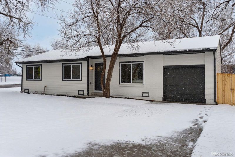 1404 W Lake Ave, Littleton, CO 80120