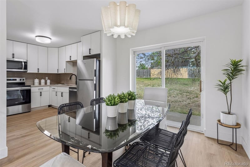 1474 W Lake Ave, Littleton, CO 80120