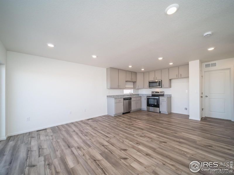 5258 Melvick Ln, Johnstown, CO 80534