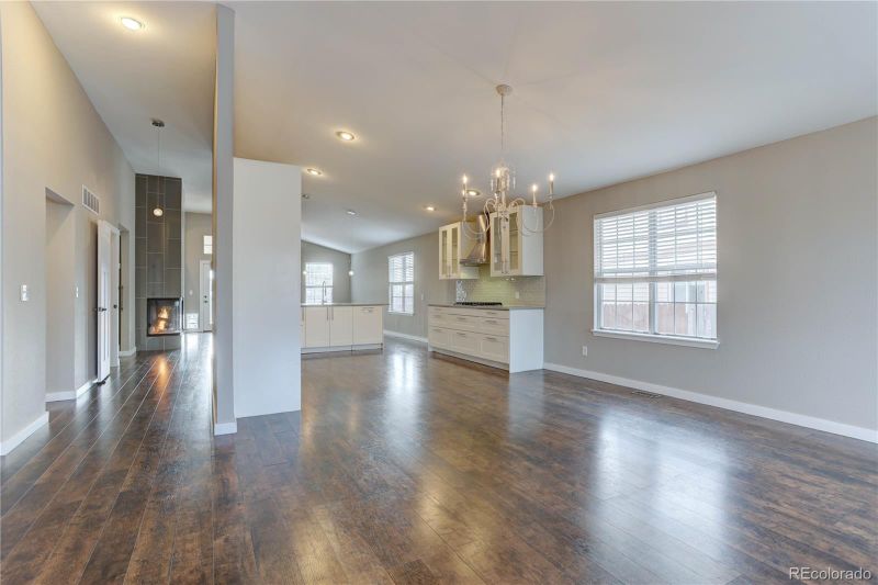 8252 S Balsam Ct, Littleton, CO 80128
