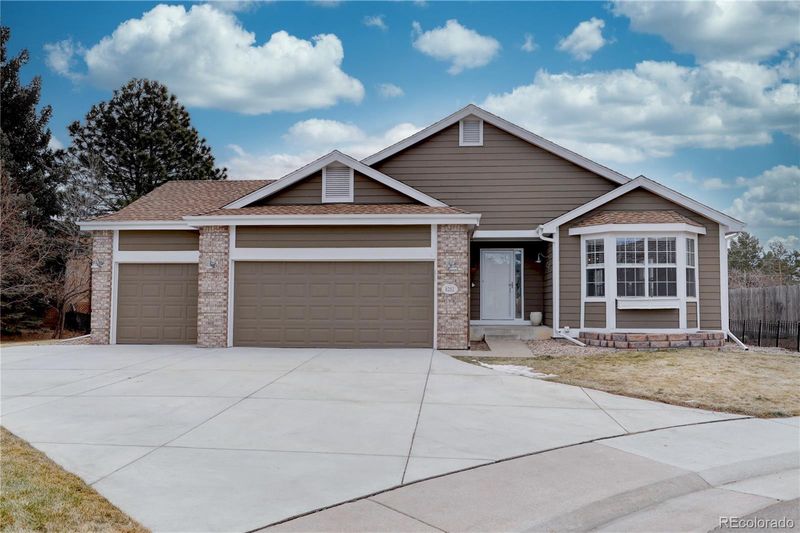8252 S Balsam Ct, Littleton, CO 80128