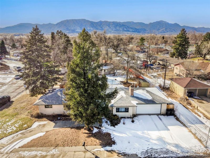 800 Main St, Colorado Springs, CO 80911