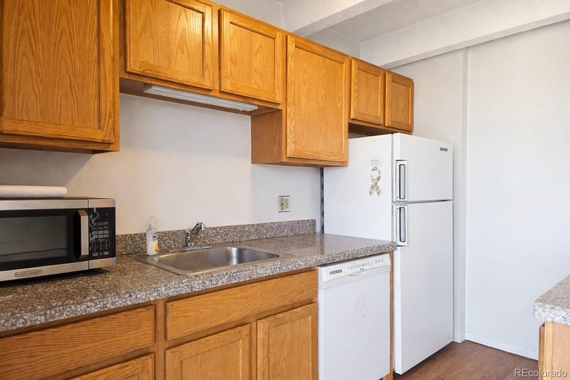 4801 E 9th Ave #609S, Denver, CO 80220