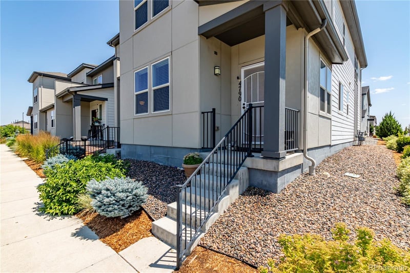 4790 Kittredge St, Denver, CO 80239