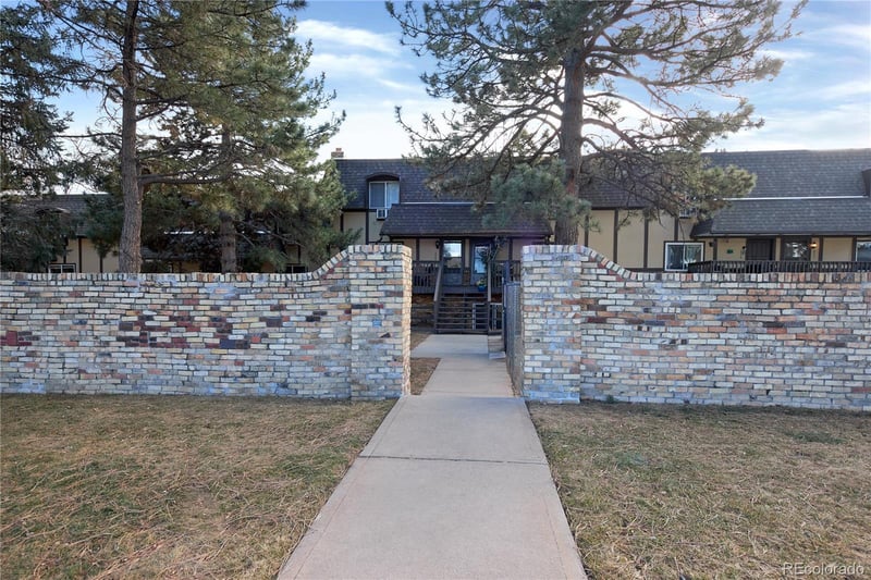 8060 W 9th Ave #115, Lakewood, CO 80214