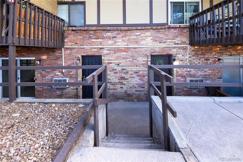 8060 W 9th Ave #115, Lakewood, CO 80214