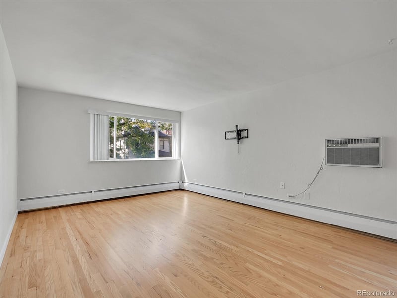 1056 N Marion St #202, Denver, CO 80218