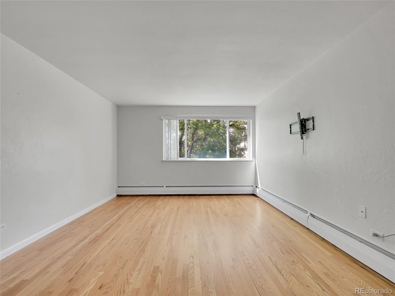 1056 N Marion St #202, Denver, CO 80218