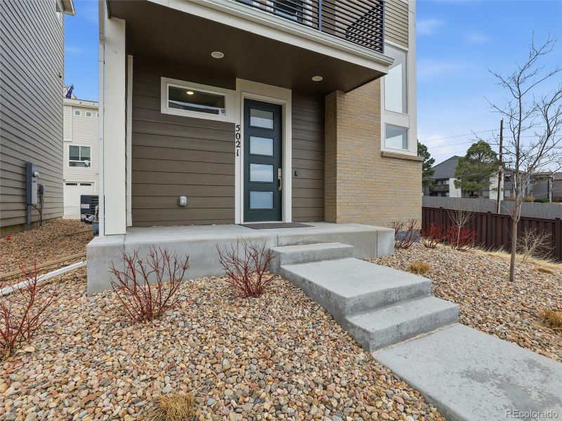 5021 S Robb St, Littleton, CO 80127