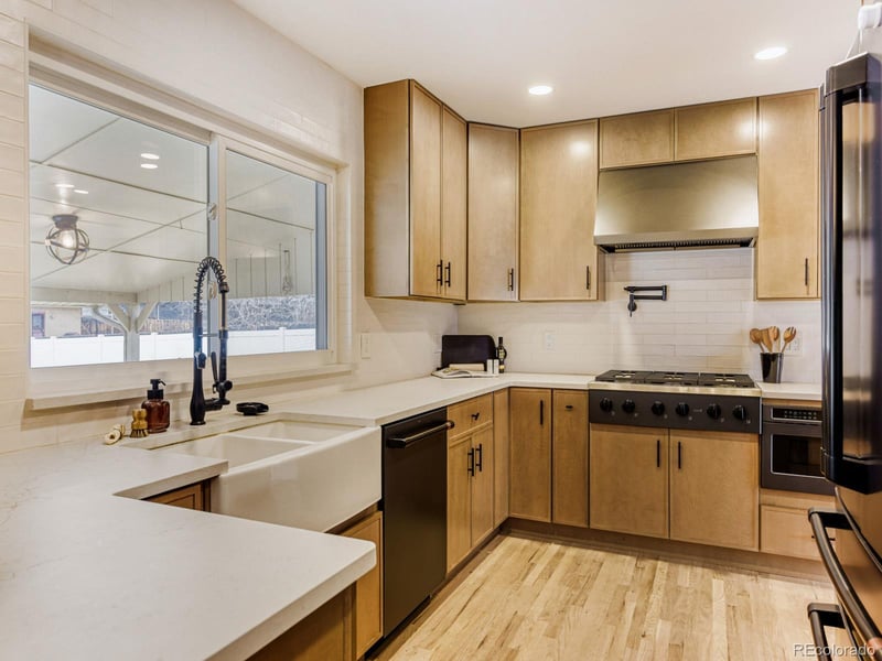 3245 S Newton St, Denver, CO 80236