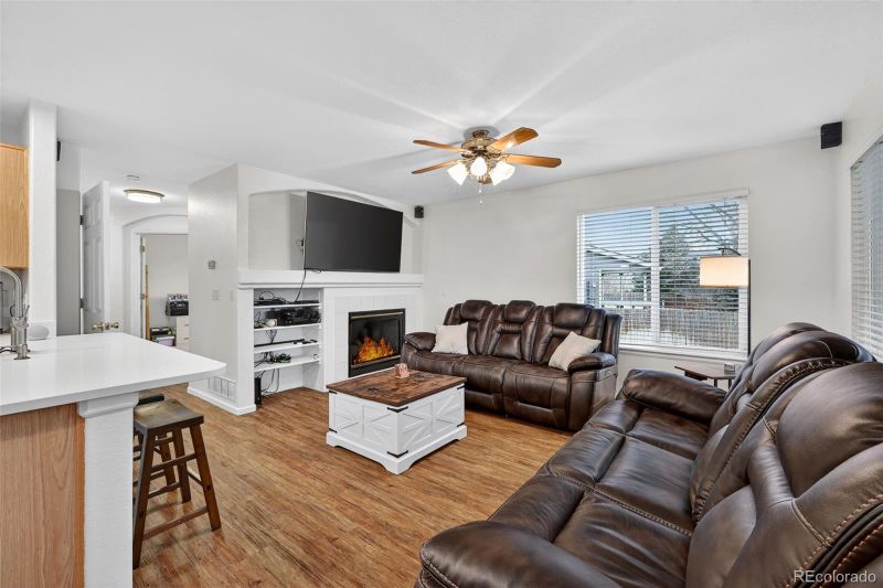 1672 E 131st Ct, Thornton, CO 80241