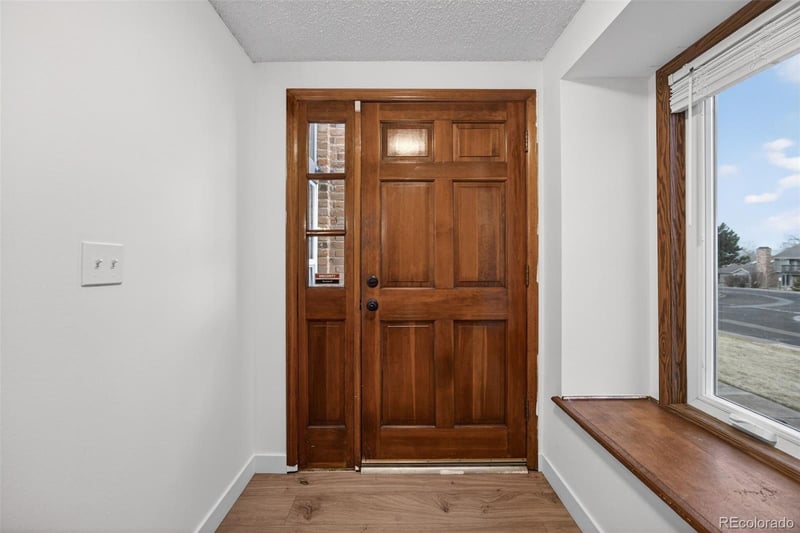 4110 S Evanston Cir #B, Aurora, CO 80014