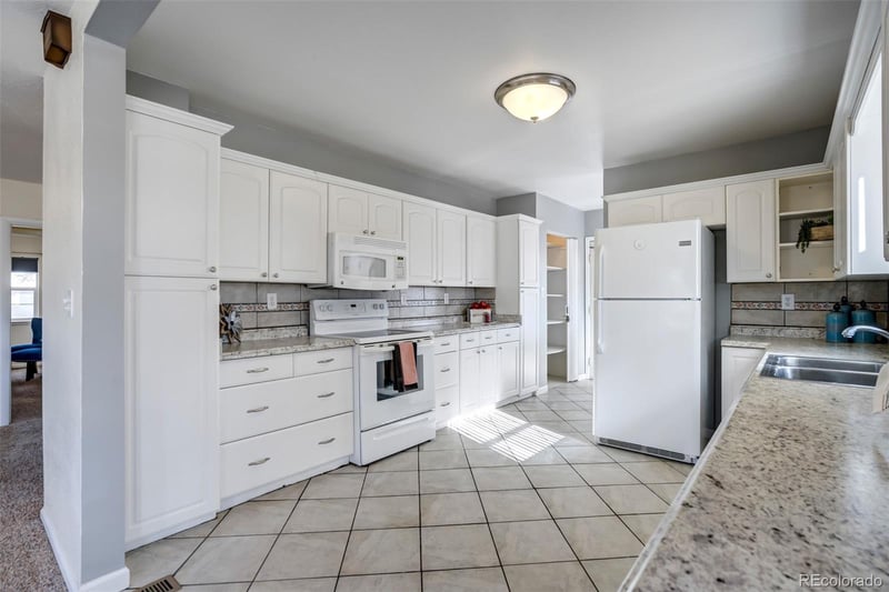 1290 5th St, Limon, CO 80828