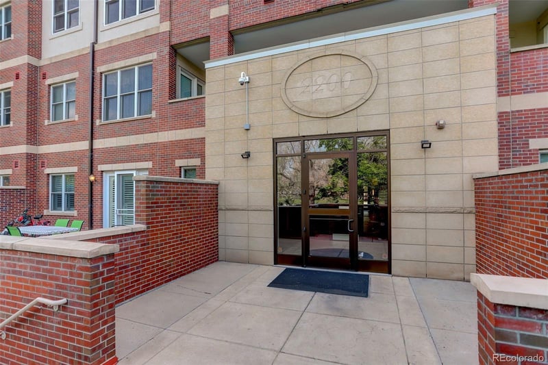 2200 S University Blvd #313, Denver, CO 80210
