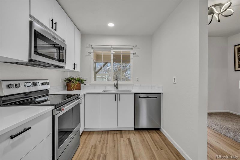 254 Greenway Cir W, Broomfield, CO 80020