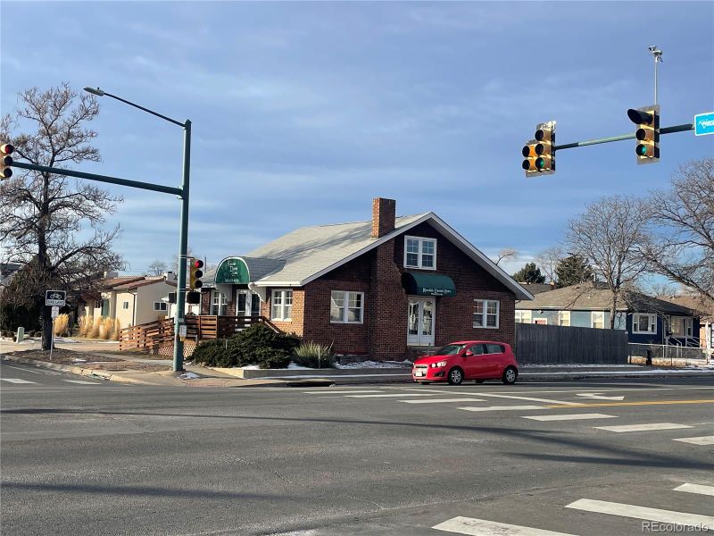 15 S 8th Ave, Brighton, CO 80601