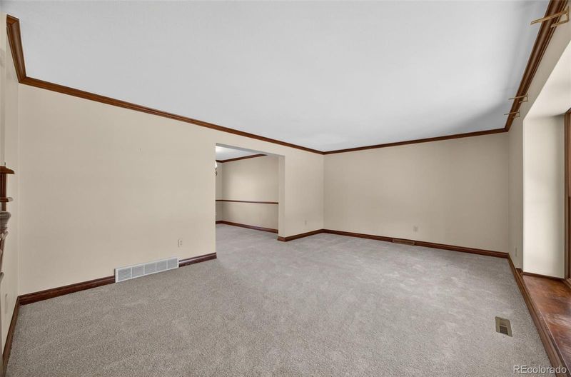 8043 S Jackson St, Centennial, CO 80122