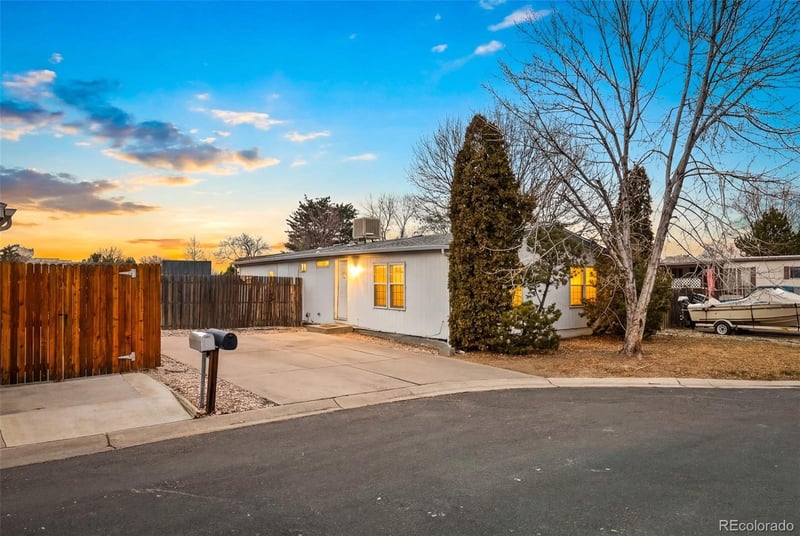 8373 Monroe Cir, Denver, CO 80229