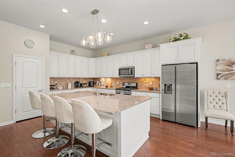 22596 E Glidden Dr, Aurora, CO 80016