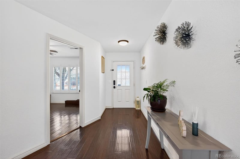 5520 Liverpool St, Denver, CO 80249
