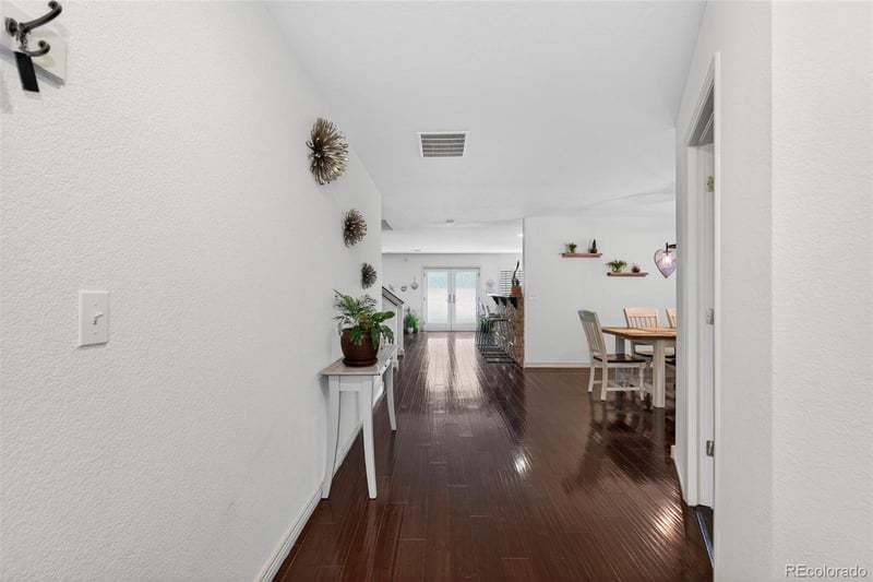 5520 Liverpool St, Denver, CO 80249