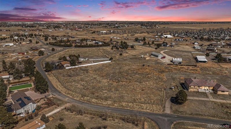 978 S Buchanan St, Aurora, CO 80018