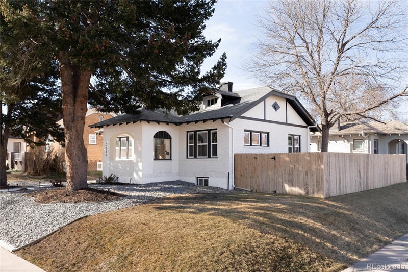2289 N Glencoe St, Denver, CO 80207
