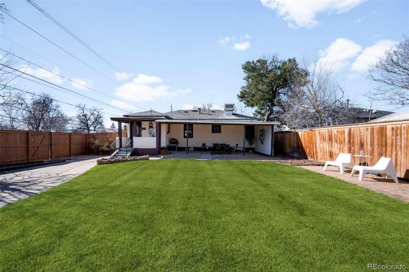 2300 Ironton St, Aurora, CO 80010
