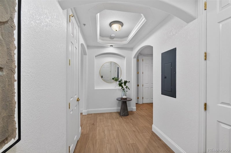 1735 N Ogden St #203, Denver, CO 80218