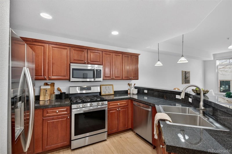 1735 N Ogden St #203, Denver, CO 80218