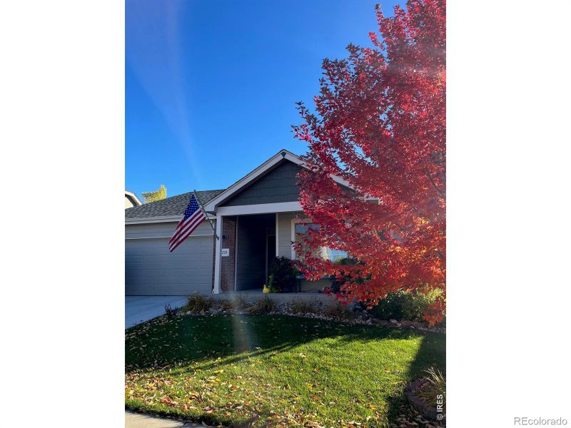 1220 Crabapple Dr, Loveland, CO 80538