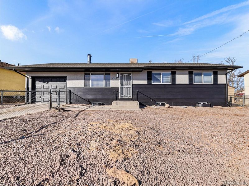 3713 Lancaster Dr, Pueblo, CO 81005