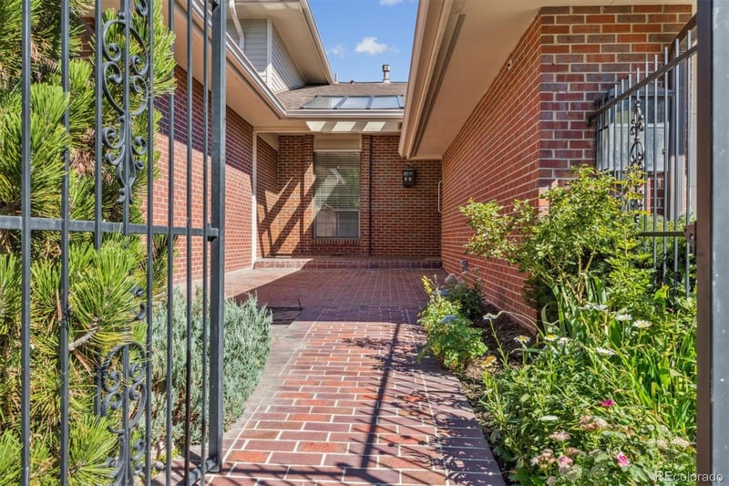 2800 S University Blvd #2, Denver, CO 80210